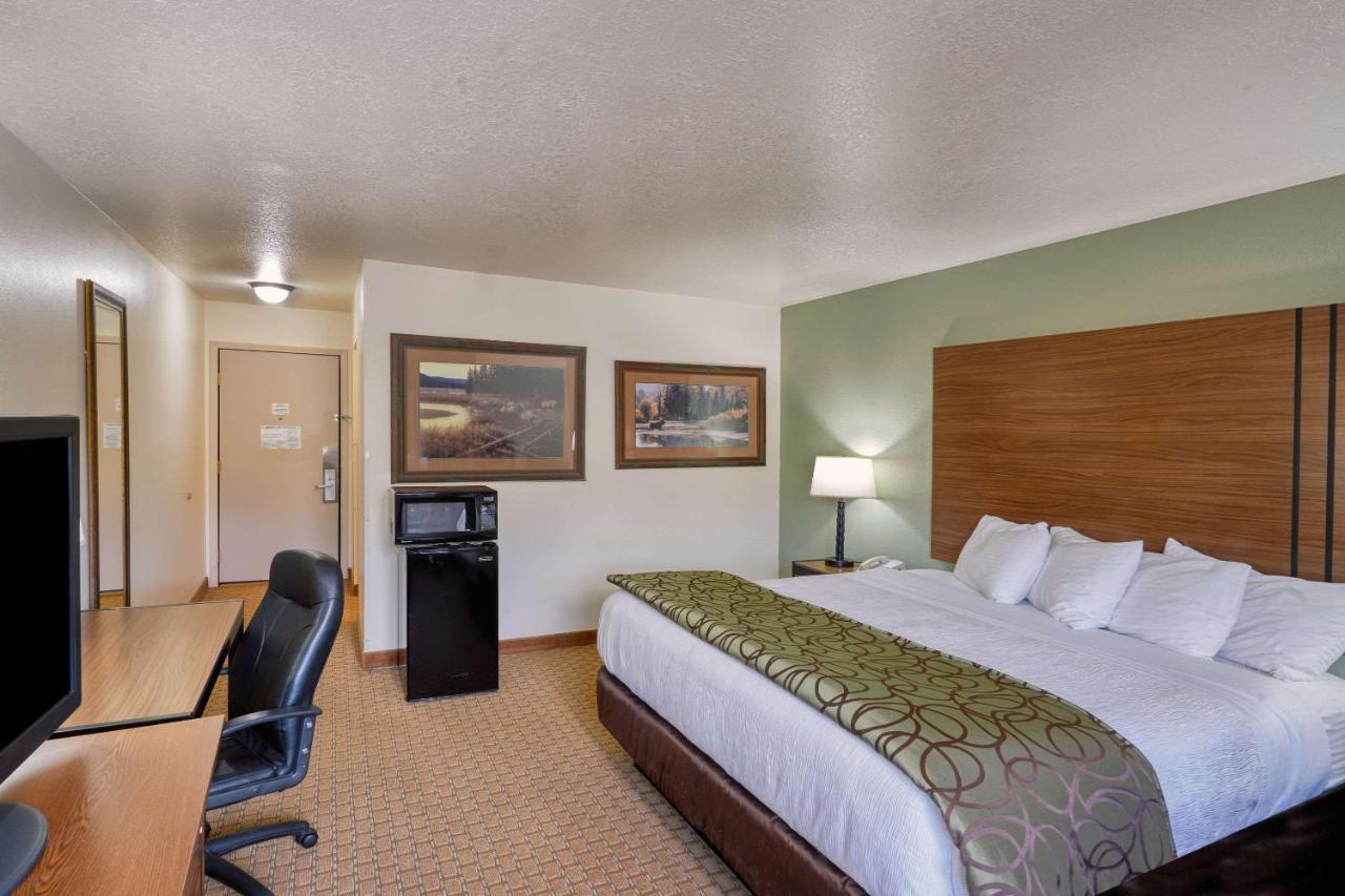The Ridgeline Hotel At Yellowstone, Ascend Hotel Collection Gardiner Zewnętrze zdjęcie