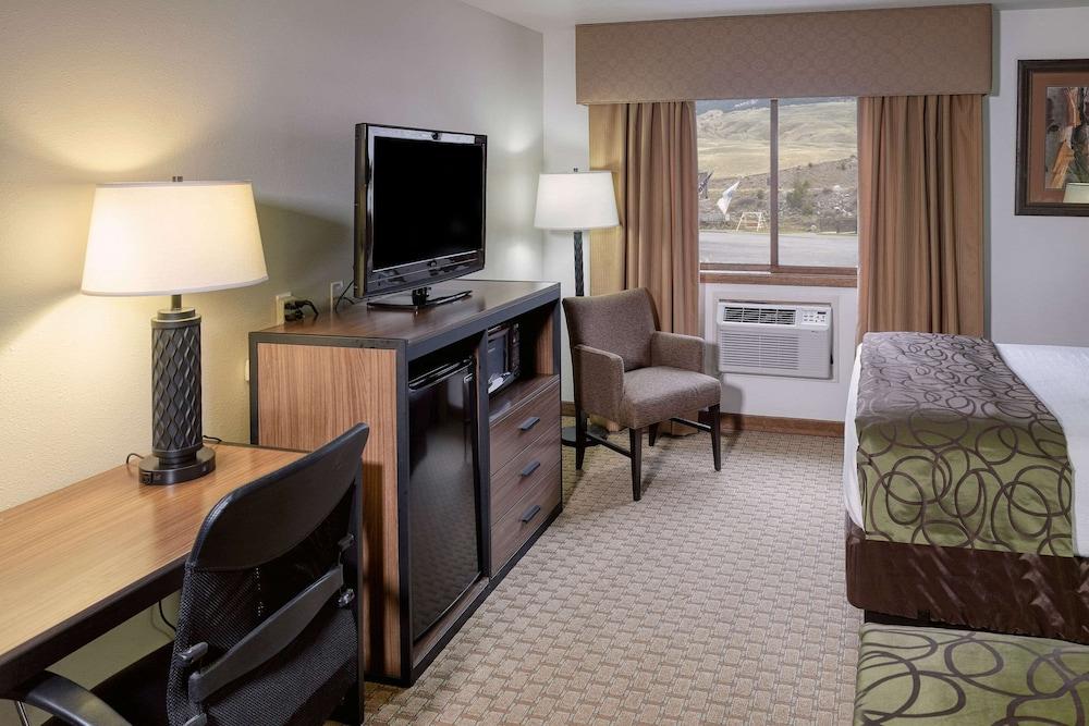The Ridgeline Hotel At Yellowstone, Ascend Hotel Collection Gardiner Zewnętrze zdjęcie