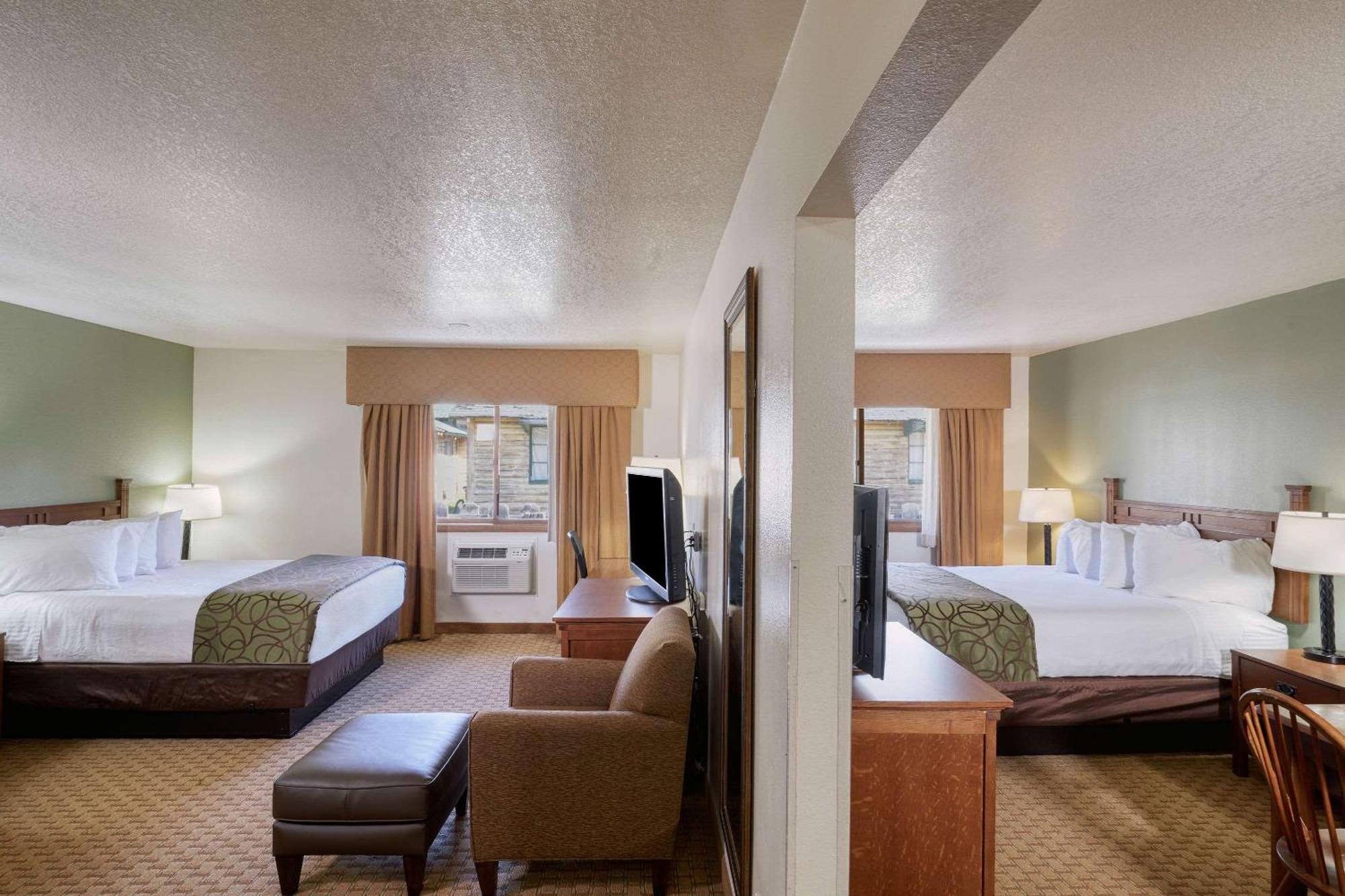 The Ridgeline Hotel At Yellowstone, Ascend Hotel Collection Gardiner Zewnętrze zdjęcie