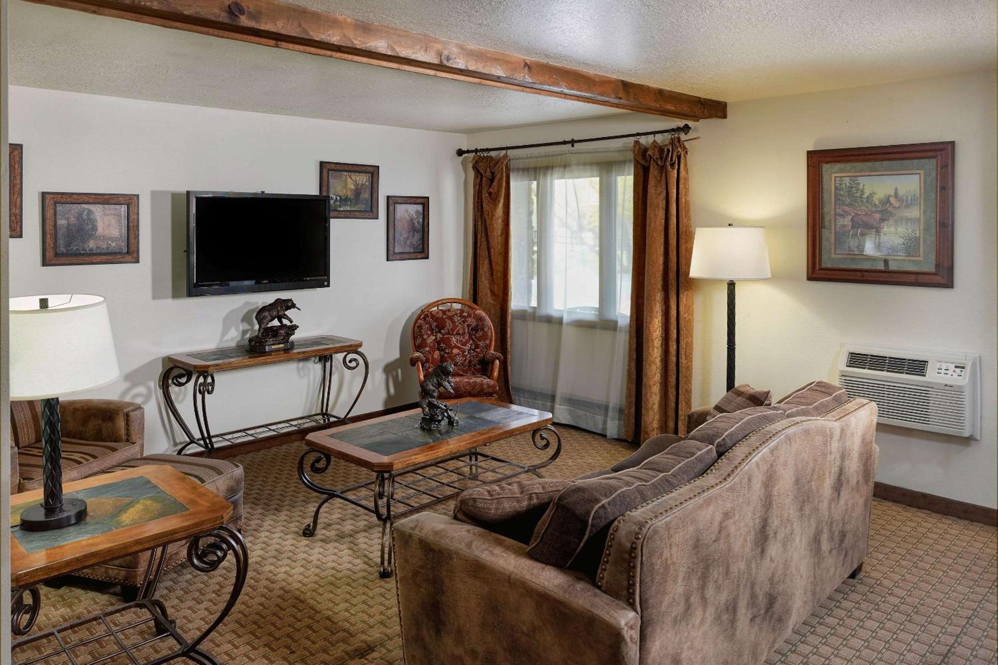 The Ridgeline Hotel At Yellowstone, Ascend Hotel Collection Gardiner Zewnętrze zdjęcie