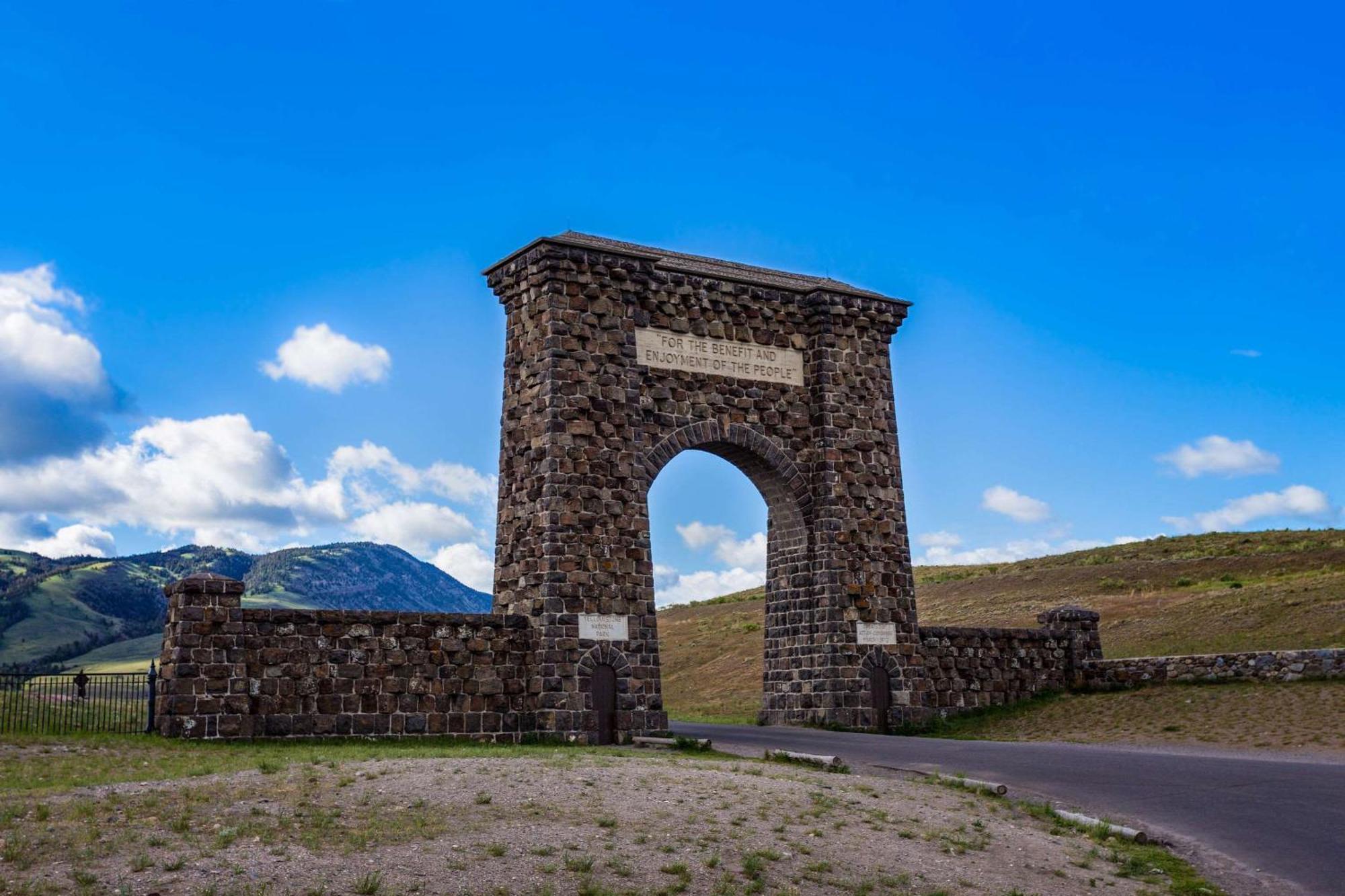 The Ridgeline Hotel At Yellowstone, Ascend Hotel Collection Gardiner Zewnętrze zdjęcie