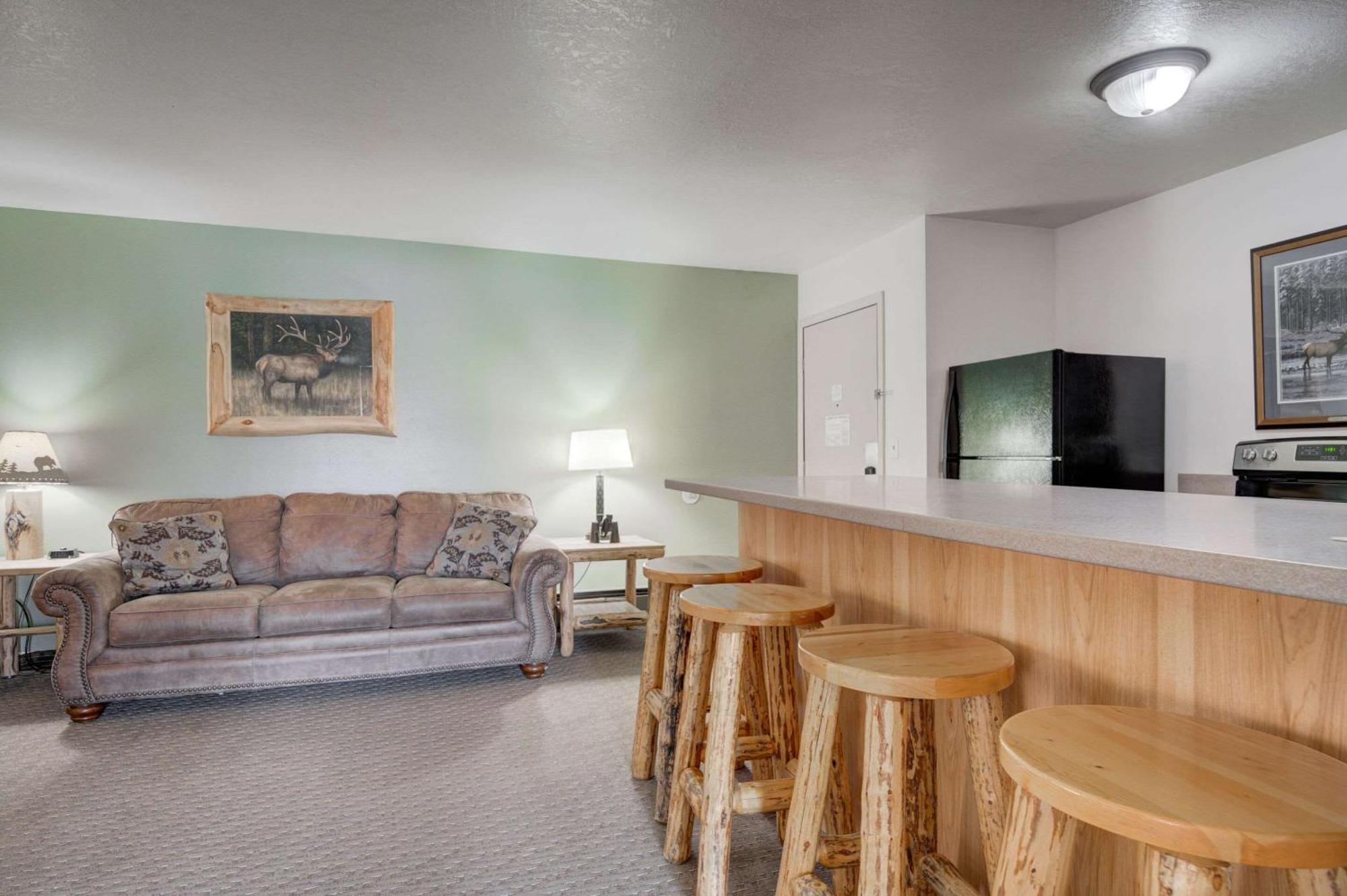 The Ridgeline Hotel At Yellowstone, Ascend Hotel Collection Gardiner Zewnętrze zdjęcie