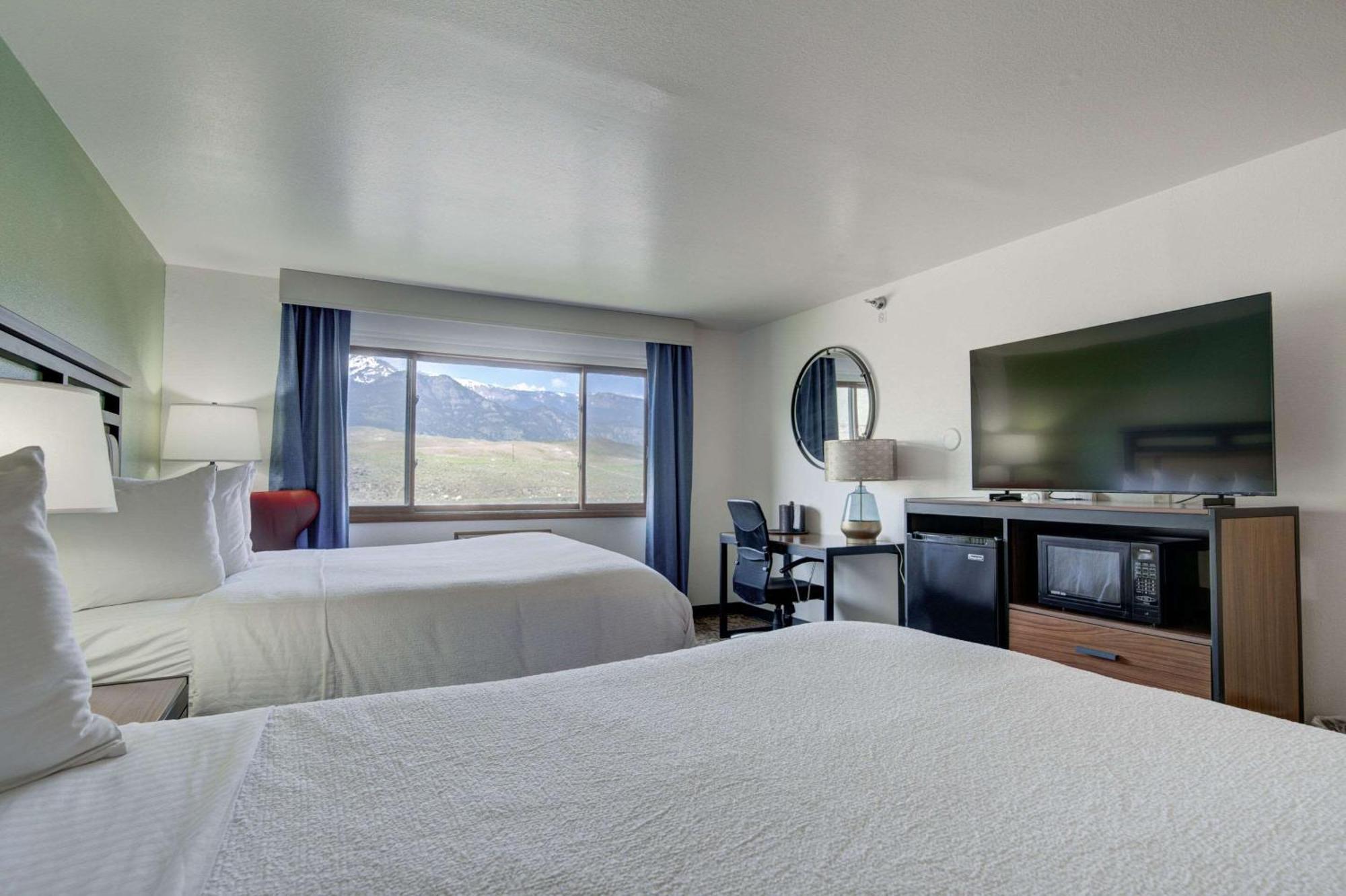 The Ridgeline Hotel At Yellowstone, Ascend Hotel Collection Gardiner Zewnętrze zdjęcie