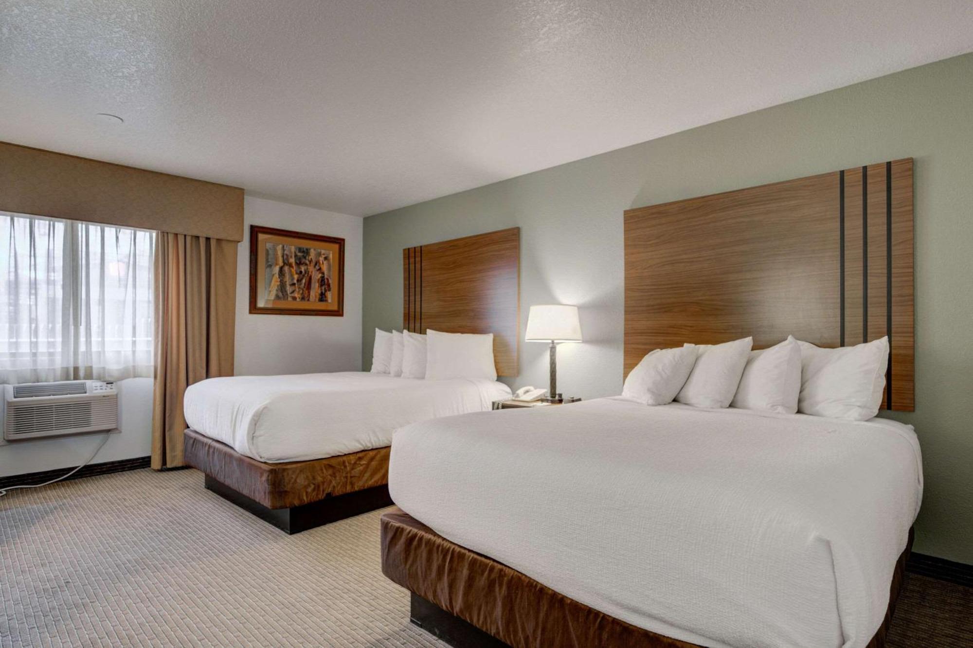 The Ridgeline Hotel At Yellowstone, Ascend Hotel Collection Gardiner Zewnętrze zdjęcie