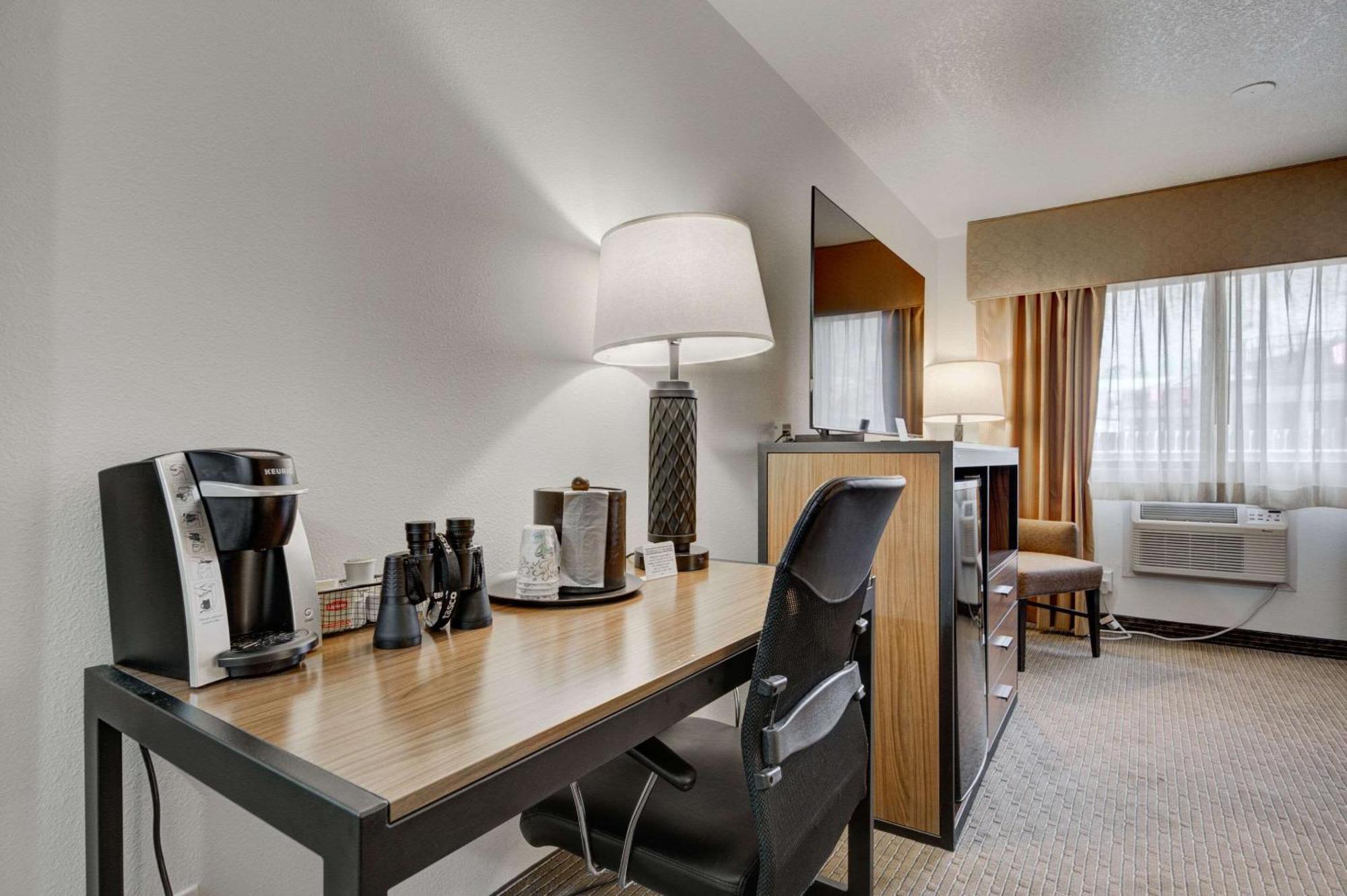 The Ridgeline Hotel At Yellowstone, Ascend Hotel Collection Gardiner Zewnętrze zdjęcie