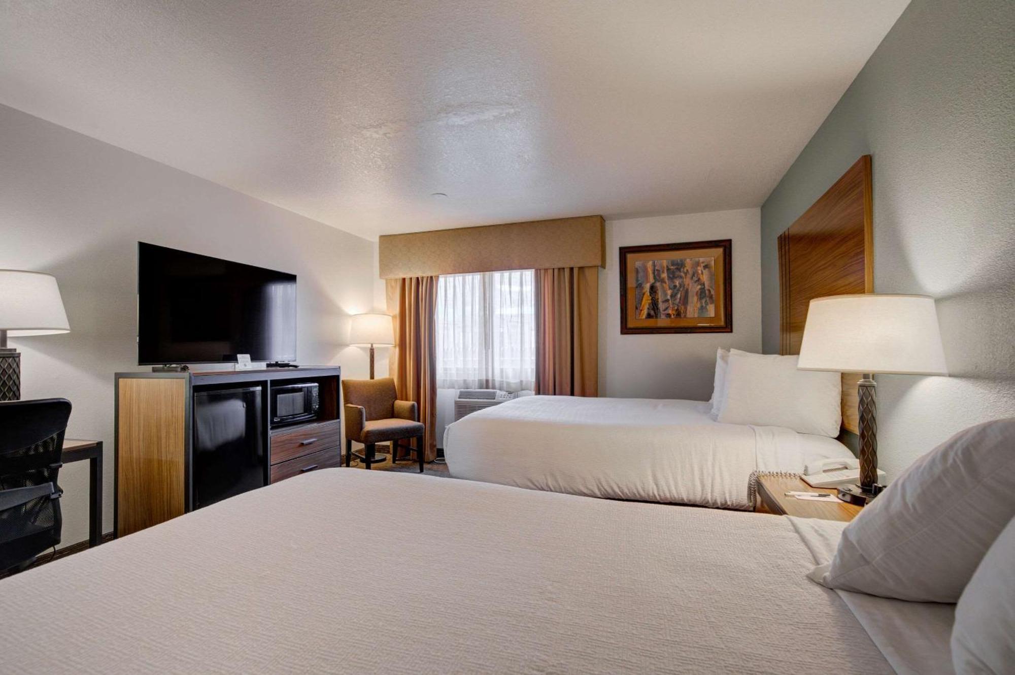 The Ridgeline Hotel At Yellowstone, Ascend Hotel Collection Gardiner Zewnętrze zdjęcie