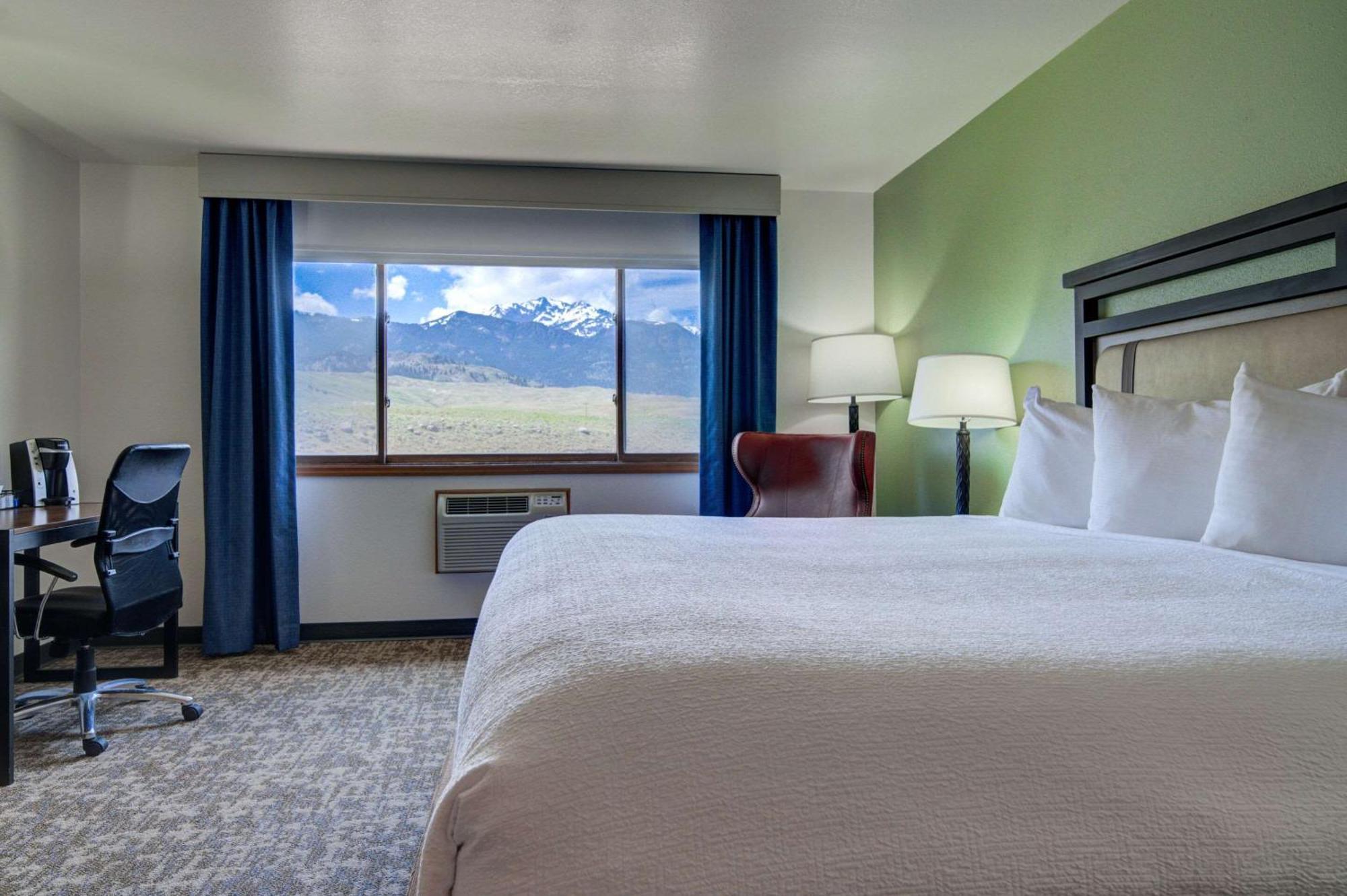 The Ridgeline Hotel At Yellowstone, Ascend Hotel Collection Gardiner Zewnętrze zdjęcie