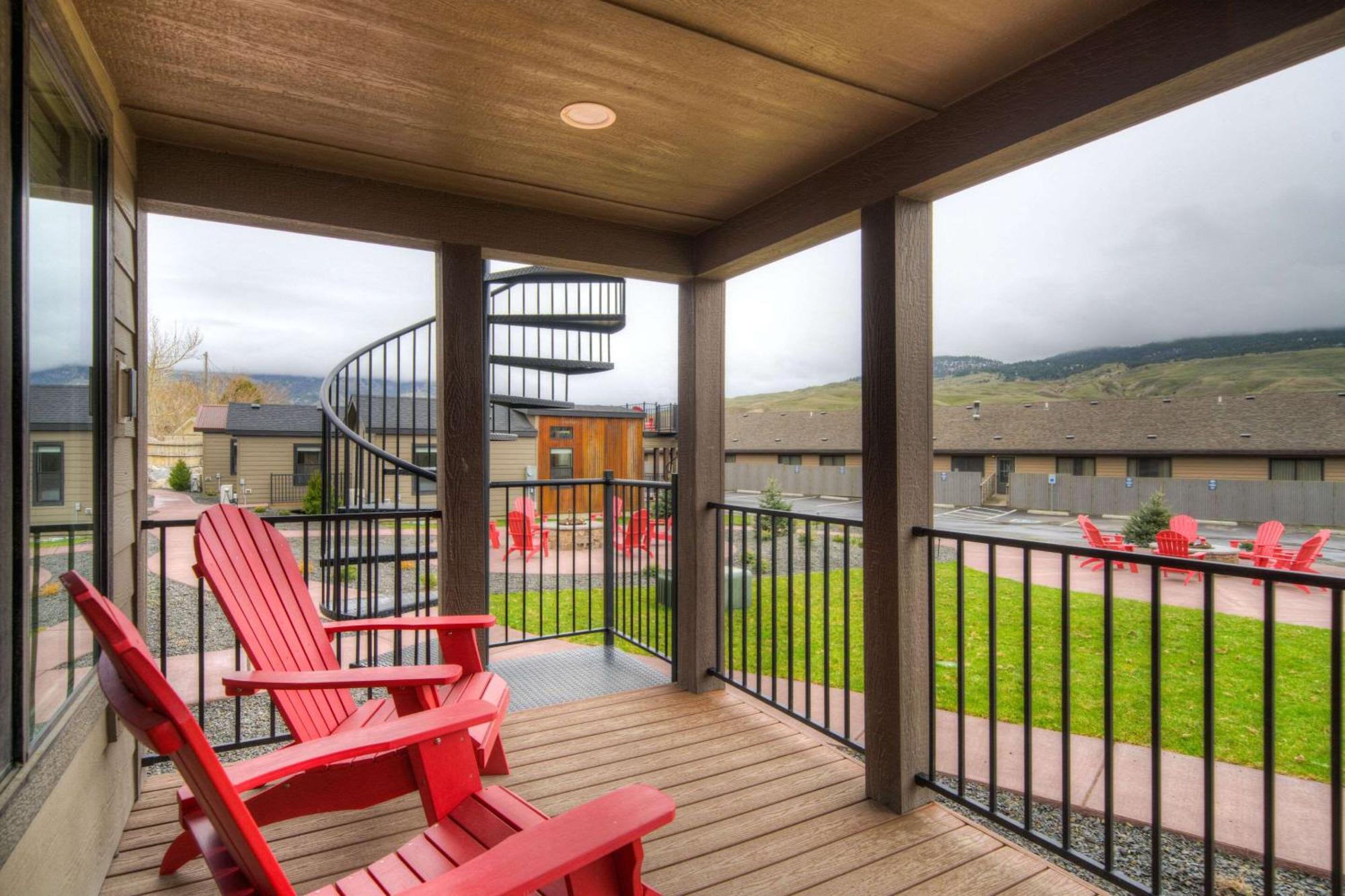 The Ridgeline Hotel At Yellowstone, Ascend Hotel Collection Gardiner Zewnętrze zdjęcie